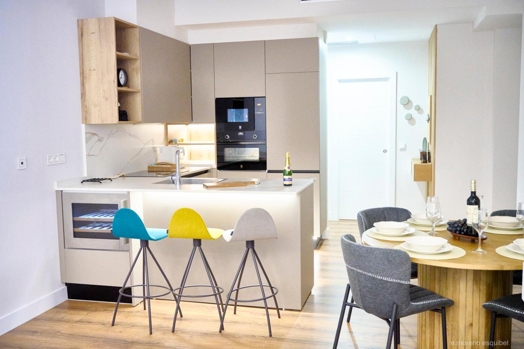 Apartamento Nuevo Lujoso Suites Centro Bilbao Wifi ,Parking Gratis المظهر الخارجي الصورة